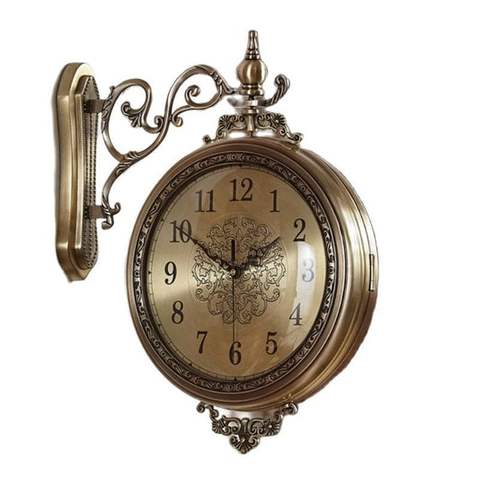 reloj de pared de madera antiguo