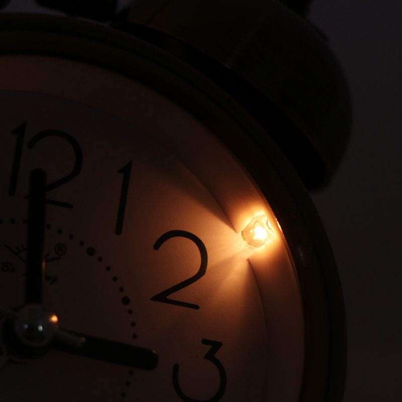 Despertador Vintage luz