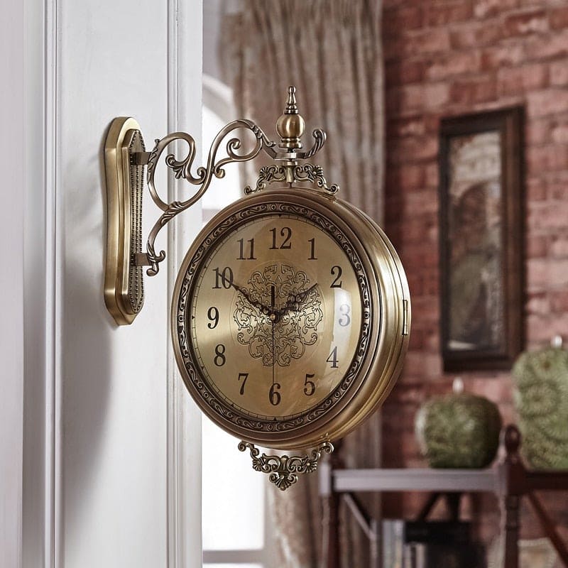 reloj de pared de madera antiguo Madera